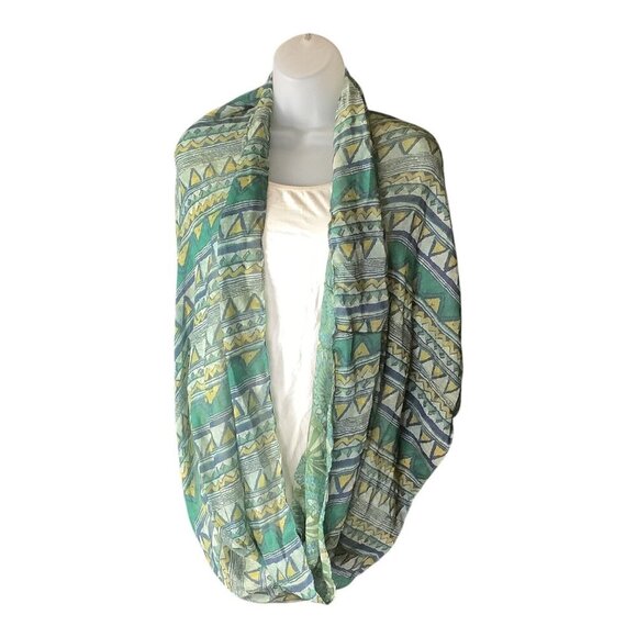 Geometric Pattern Infinity Scarf Wrap Shawl Women's Multicolor Tribal Design - Picture 2 of 6